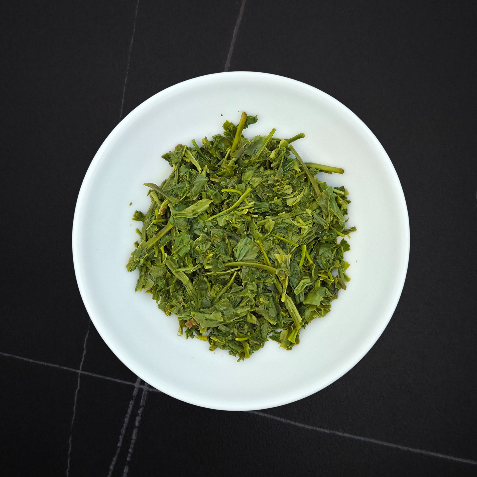 Japan Ibi Sencha wet leaves after brewing