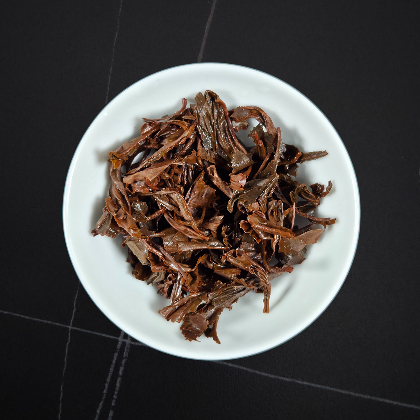 Close-up of Taiwan Sun Moon Lake black tea leaves